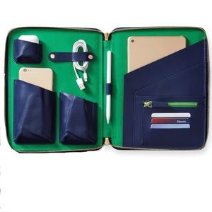 Mark & Graham Essential Tech Folio